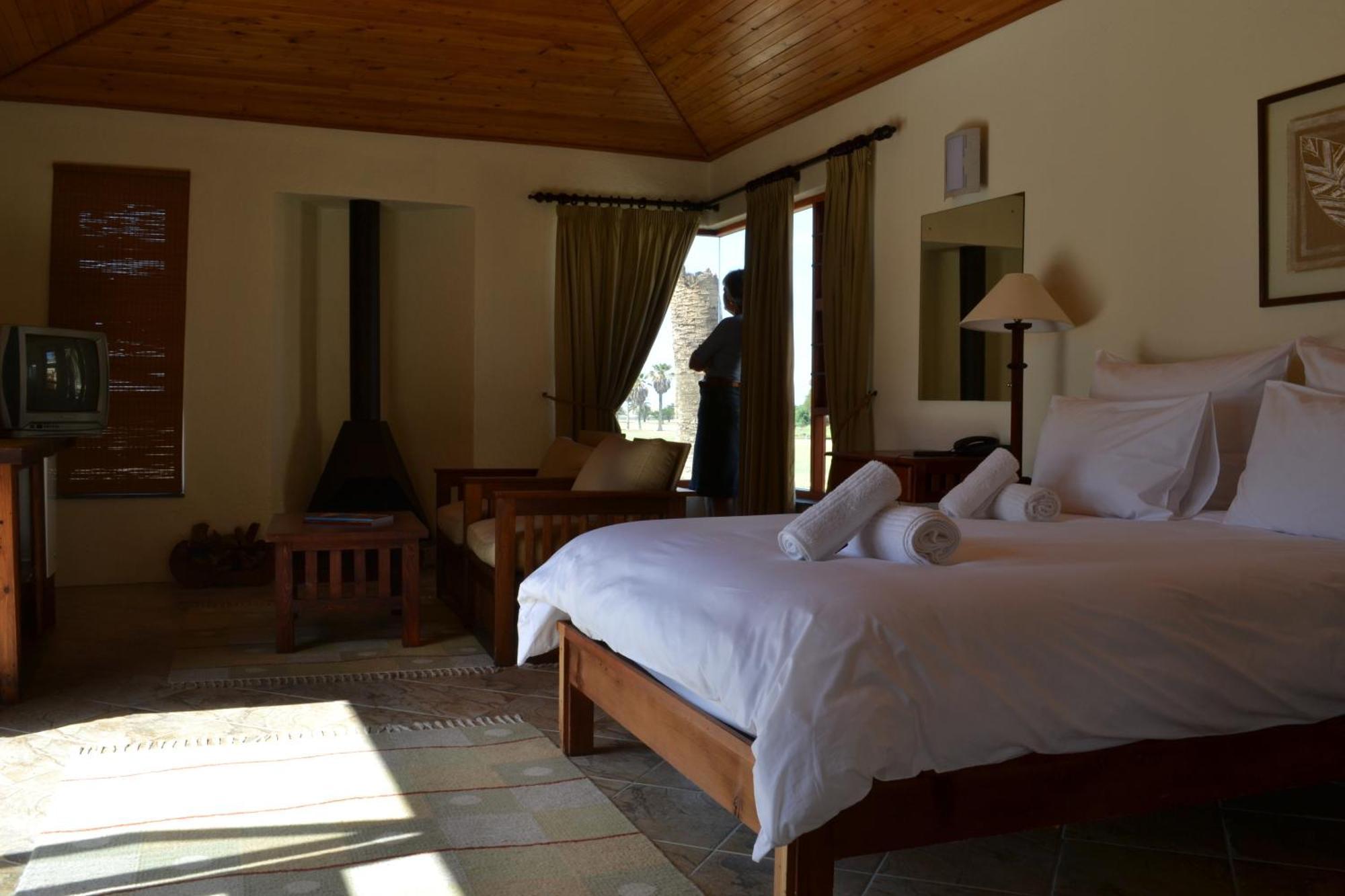 Roessmund Lodge 스바코프문트 객실 사진