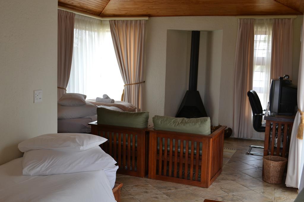 Roessmund Lodge 스바코프문트 객실 사진
