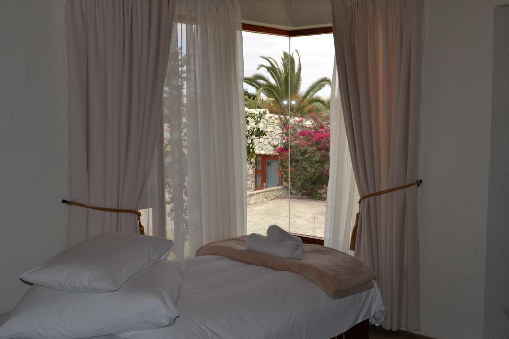 Roessmund Lodge 스바코프문트 객실 사진