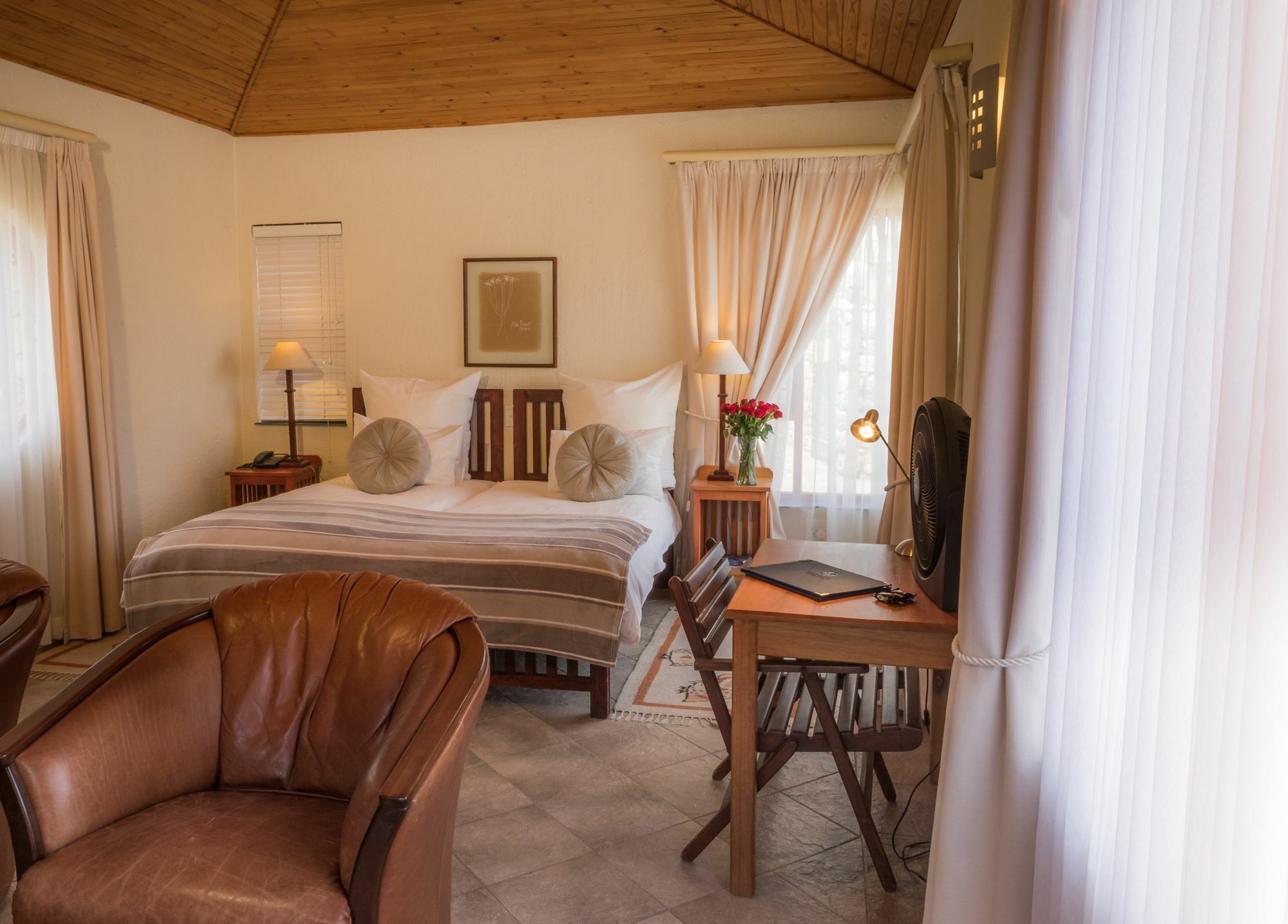 Roessmund Lodge 스바코프문트 외부 사진